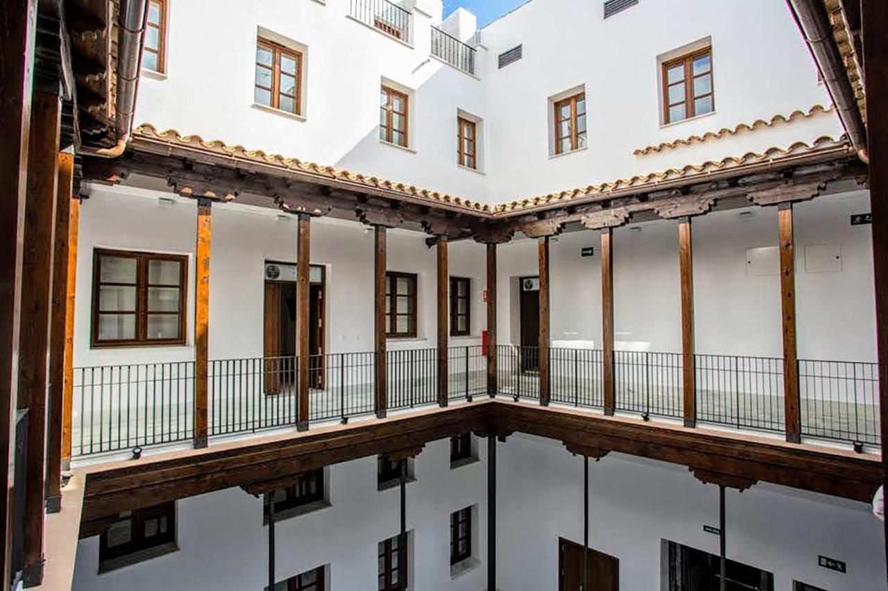 Palacio Del Siglo XVII Frente A Los Jardines De Murillo Seville Ngoại thất bức ảnh