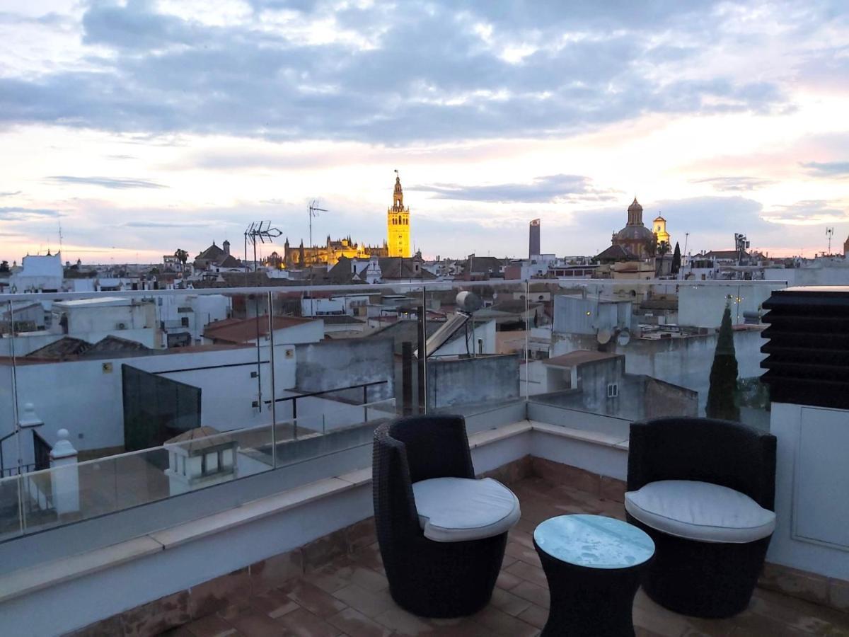 Palacio Del Siglo XVII Frente A Los Jardines De Murillo Seville Ngoại thất bức ảnh