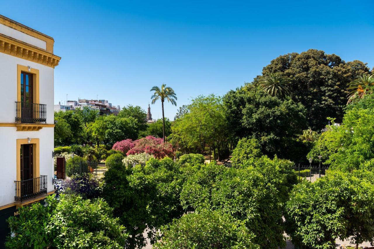 Palacio Del Siglo XVII Frente A Los Jardines De Murillo Seville Ngoại thất bức ảnh