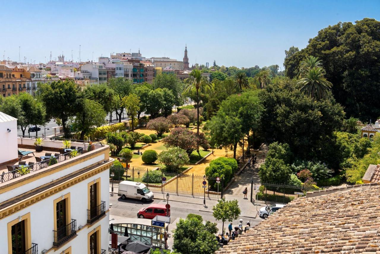 Palacio Del Siglo XVII Frente A Los Jardines De Murillo Seville Ngoại thất bức ảnh